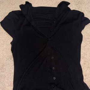 SHEIN Black Short Sleeve Button-Down Top